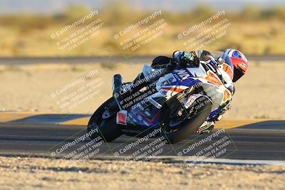 media/Nov-17-2024-CVMA (Sun) [[1fec520723]]/Race 18-Supersport Middleweight/